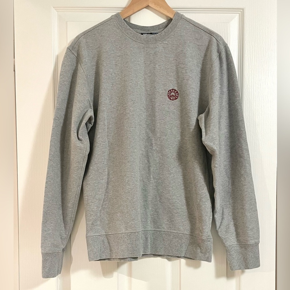 Patagonia Heather Gray Logo Sweatshirt (men’s sz S)